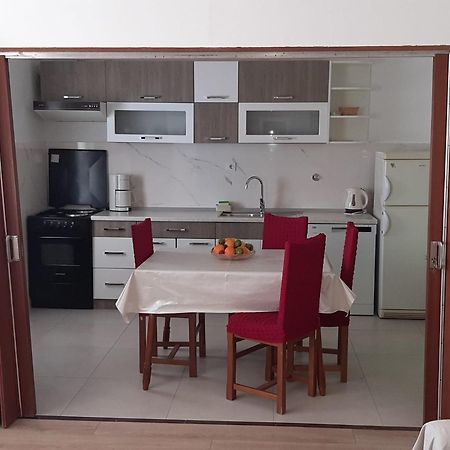 Pisak Holiday Homes Екстериор снимка